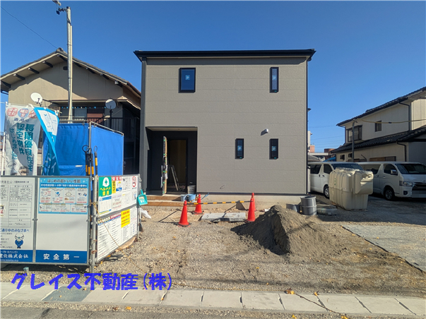 豊明市国道1号線南側 構造:木造土地面積:150.72平米 ( 45.59坪 ) 建物面積:105.6平米 ( 31.94坪 )