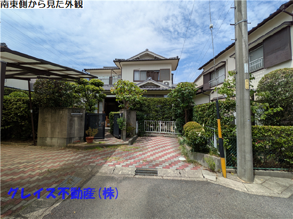 豊明市国道1号線南側 構造:木造土地面積:212.37平米 ( 64.24坪 ) 建物面積:164.48平米 ( 49.75坪 )